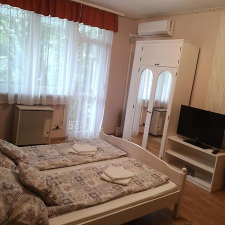 Natasa Apartman Орошгаза Екстер'єр фото