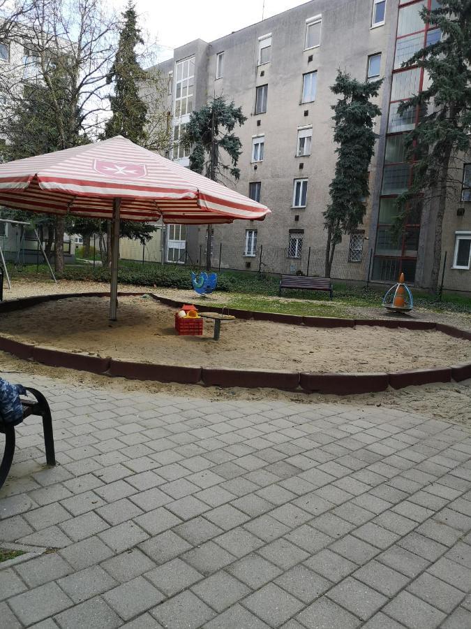 Natasa Apartman Орошгаза Екстер'єр фото