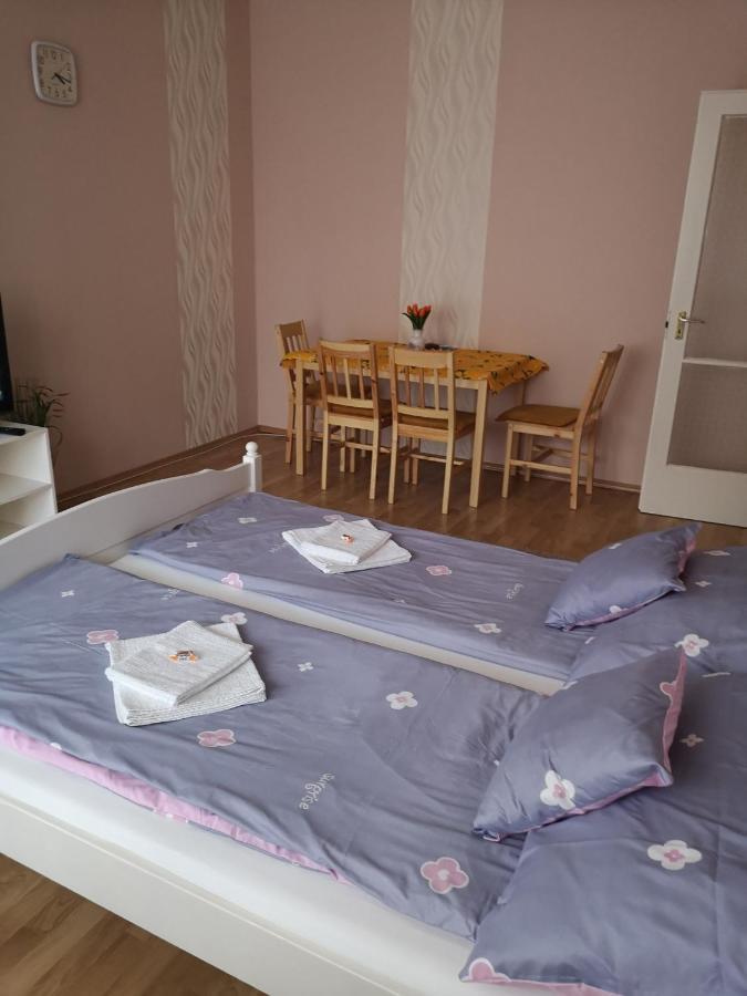 Natasa Apartman Орошгаза Екстер'єр фото