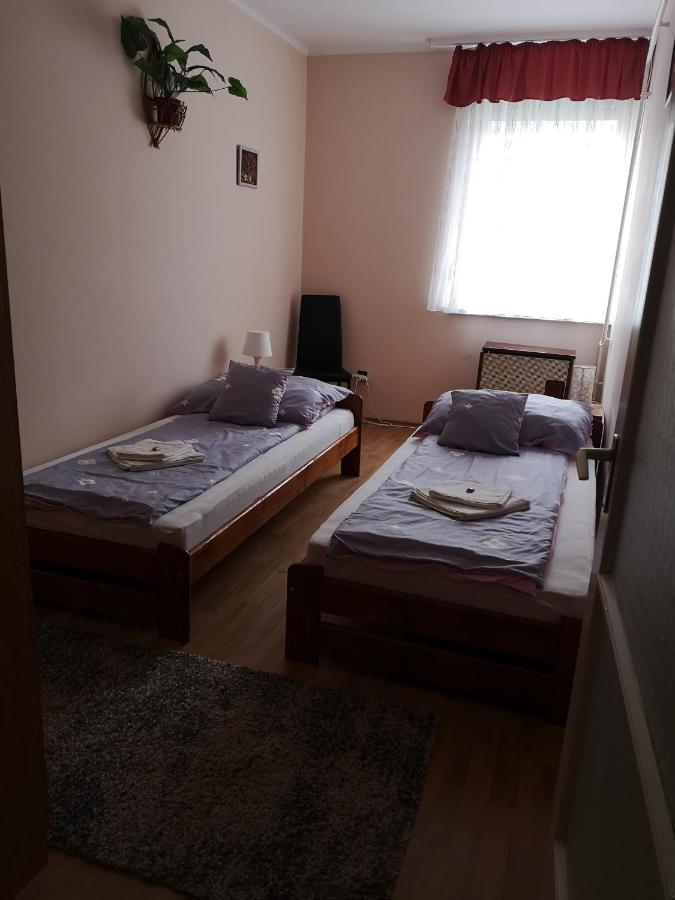 Natasa Apartman Орошгаза Екстер'єр фото